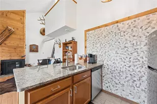 1223 Veech Ln, Hidden Valley, PA 15502 - Photo 8