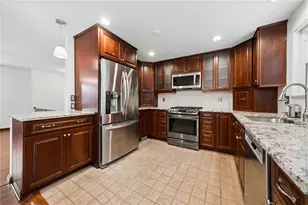 404 Summer Haven Ct, Pittsburgh, PA 15239 - Photo 10