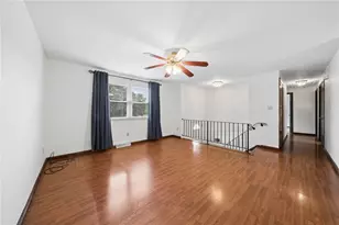 404 Summer Haven Ct, Pittsburgh, PA 15239 - Photo 6