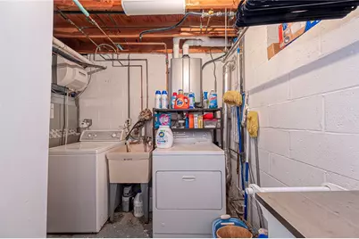 404 Summer Haven Ct, Pittsburgh, PA 15239 - Photo 16