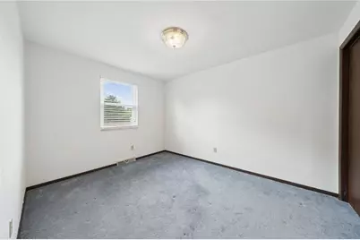 404 Summer Haven Ct, Pittsburgh, PA 15239 - Photo 20