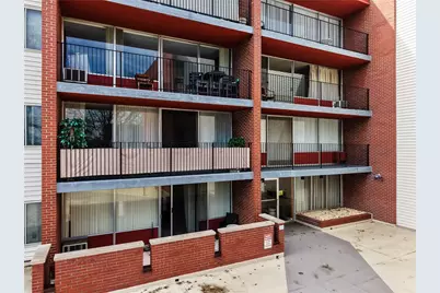 446 Hoodridge Dr #201, Pittsburgh, PA 15234 - Photo 1