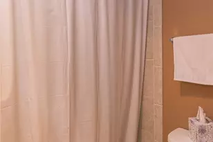 446 Hoodridge Dr, Pittsburgh, PA 15234 - Photo 8