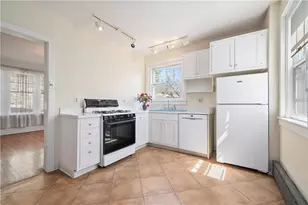 4208 Parkman Ave, Pittsburgh, PA 15213 - Photo 10