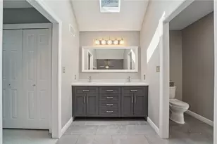 2119 Huntington Ct S, Pittsburgh, PA 15090 - Photo 32