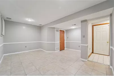 2119 Huntington Ct S, Pittsburgh, PA 15090 - Photo 32