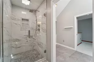 2119 Huntington Ct S, Pittsburgh, PA 15090 - Photo 26
