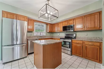 2119 Huntington Ct S, Pittsburgh, PA 15090 - Photo 10