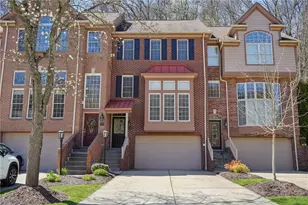 2119 Huntington Ct S, Pittsburgh, PA 15090 - Photo 1