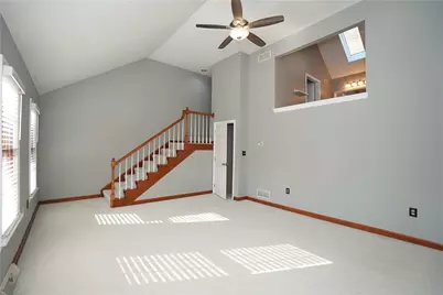 2119 Huntington Ct S, Pittsburgh, PA 15090 - Photo 20