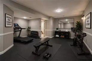 2119 Huntington Ct S, Pittsburgh, PA 15090 - Photo 36