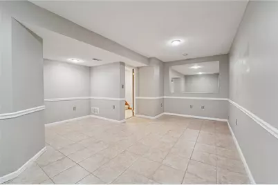 2119 Huntington Ct S, Pittsburgh, PA 15090 - Photo 34