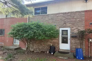2510 Park Hill Dr, Pittsburgh, PA 15221 - Photo 1