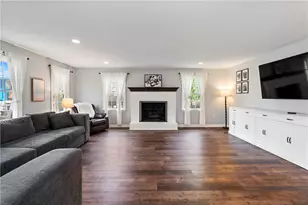 240 Fox Meadow Dr, Pine Township, PA 15090 - Photo 10