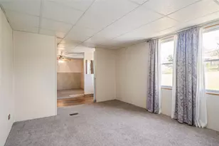 413 Pittsburgh St, Derry Township, PA 15671 - Photo 4