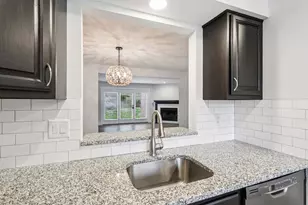 705 Forest Edge Ct, Pittsburgh, PA 15090 - Photo 16