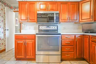 2913 N Mercer St, Neshannock Township, PA 16105 - Photo 10