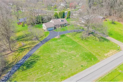 2913 N Mercer St, Neshannock Township, PA 16105 - Photo 4