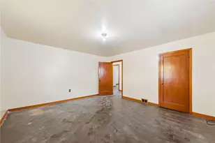 823 Fallowfield Ave, Charleroi Boro, PA 15022 - Photo 18