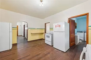 823 Fallowfield Ave, Charleroi Boro, PA 15022 - Photo 10