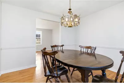 2805 Clearview Dr, Pittsburgh, PA 15116 - Photo 14