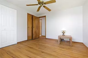 2805 Clearview Dr, Pittsburgh, PA 15116 - Photo 22