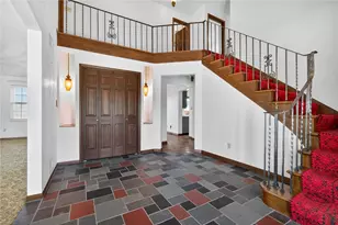 110 Spring Dr, Kiskiminetas Township, PA 15613 - Photo 2