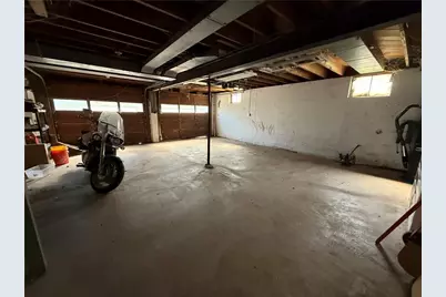 3145 Jacks Run Rd, White Oak, PA 15131 - Photo 10