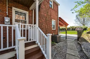 2075 Spring Valley Rd, Scott Township, PA 15243 - Photo 36