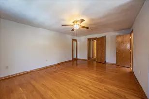 50 Camelot Ct, Pittsburgh, PA 15235 - Photo 18