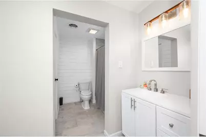 431 Sunset Dr, Center Township, PA 16001 - Photo 24