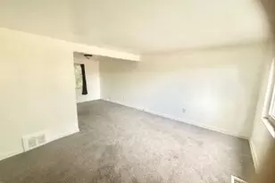 2022 Lindsay Rd, Blackridge, PA 15221 - Photo 2