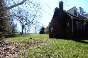 664 Old Morganza Rd, Cecil, PA 15317 - Photo 6