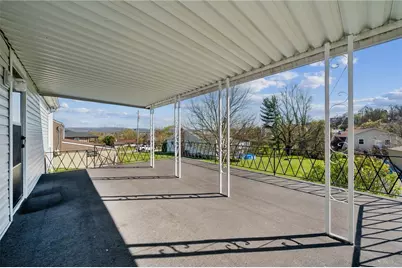 695 Park Ave, Mount Pleasant Township, PA 15666 - Photo 12