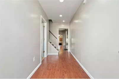 4524 Minerva St, Pittsburgh, PA 15224 - Photo 2