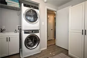 101 Meadow Dr, Elizabeth Twp/Boro, PA 15037 - Photo 22