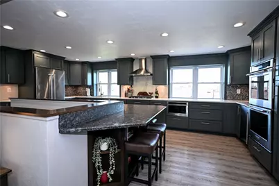 101 Meadow Dr, Elizabeth Twp/Boro, PA 15037 - Photo 10