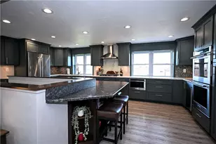 101 Meadow Dr, Elizabeth Twp/Boro, PA 15037 - Photo 10