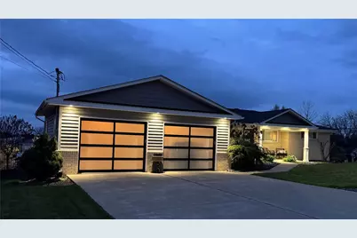 101 Meadow Dr, Elizabeth Twp/Boro, PA 15037 - Photo 4