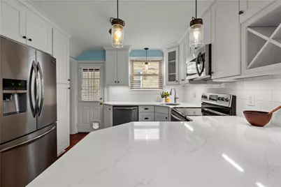 810 Irwin Dr, Pittsburgh, PA 15236 - Photo 12