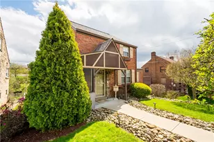 810 Irwin Dr, Pittsburgh, PA 15236 - Photo 4