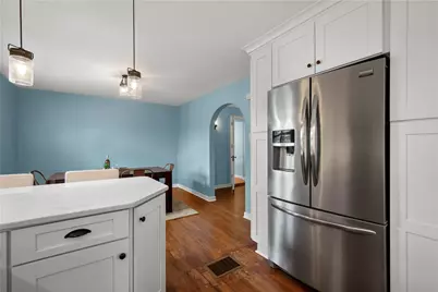 810 Irwin Dr, Pittsburgh, PA 15236 - Photo 14