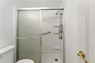 208 Creston Dr, West Mifflin, PA 15122 - Photo 20