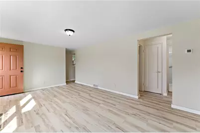 208 Creston Dr, West Mifflin, PA 15122 - Photo 6