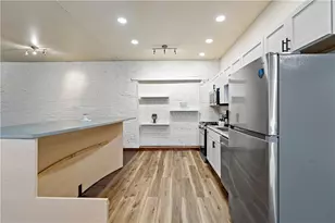 131 Beam Wy, Pittsburgh, PA 15211 - Photo 8