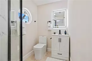 350 Mowry Dr, Pittsburgh, PA 15236 - Photo 12