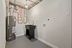 350 Mowry Dr, Pittsburgh, PA 15236 - Photo 22