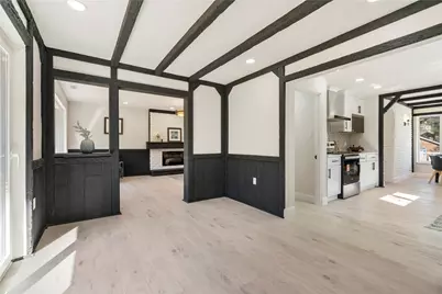 350 Mowry Dr, Pittsburgh, PA 15236 - Photo 6