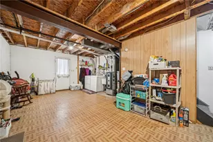 440 Shelbourne Dr, Pittsburgh, PA 15239 - Photo 36