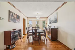 440 Shelbourne Dr, Pittsburgh, PA 15239 - Photo 8